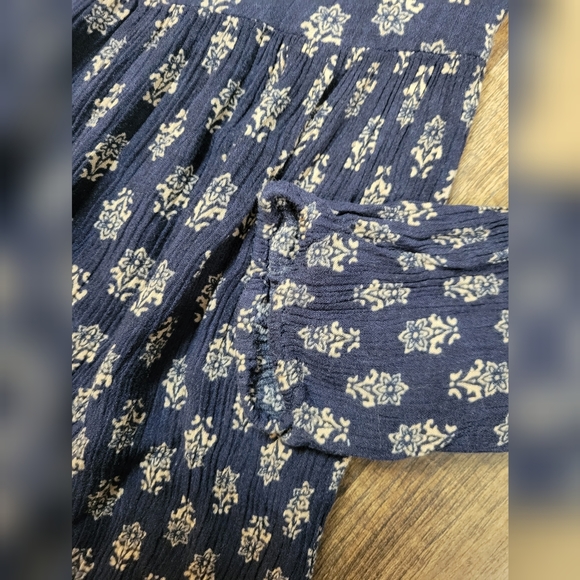 FREE W BUNDLE Ardene babydoll top - Picture 3 of 10